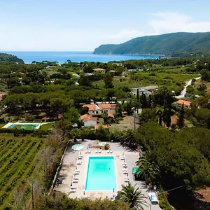 Glamping At Elba , Lacona Italië