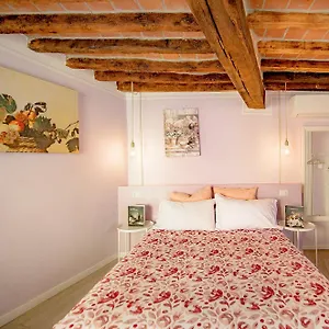  Apartment La Casa Del Vino Italy