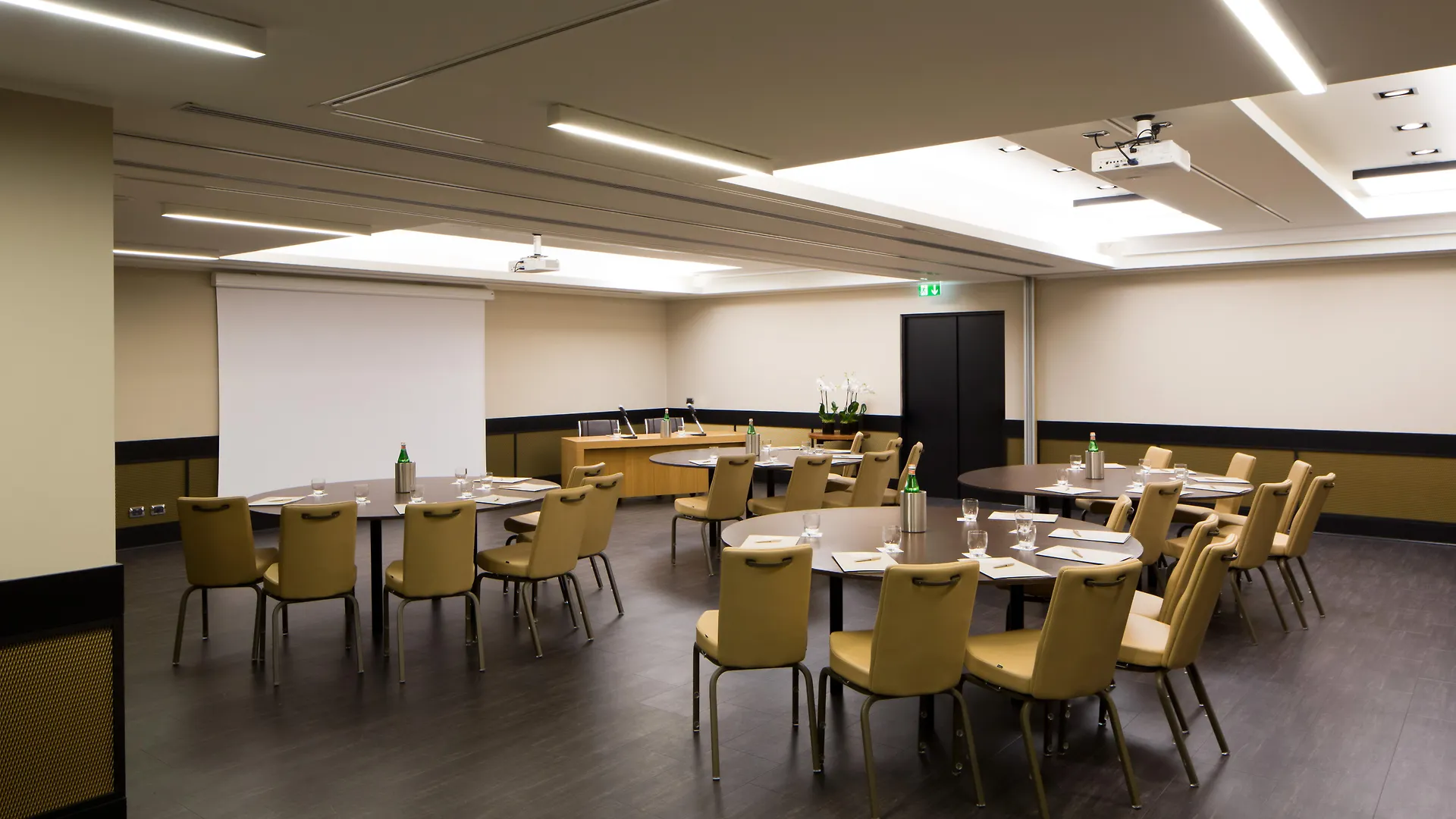 Starhotels Metropole Rome 4*,  Italië