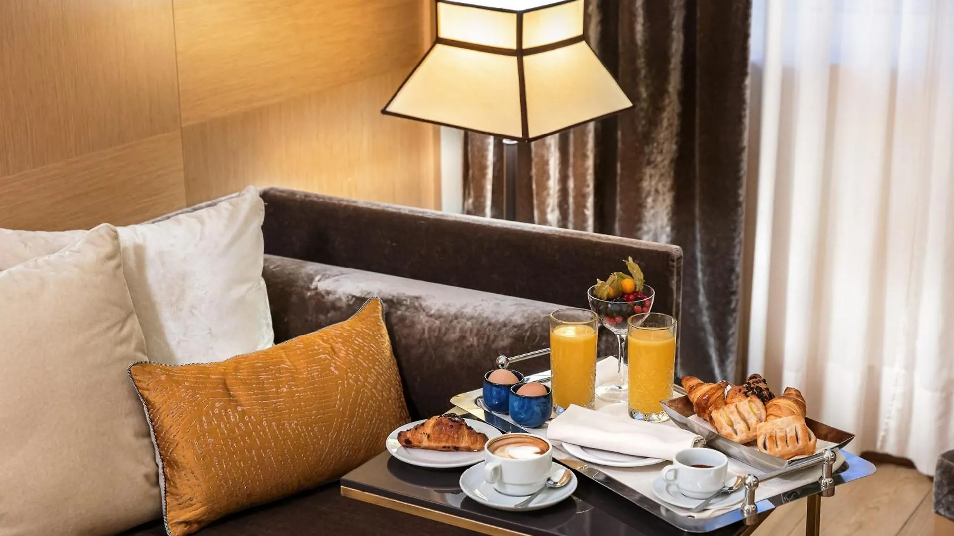 Starhotels Metropole Rome 4*,